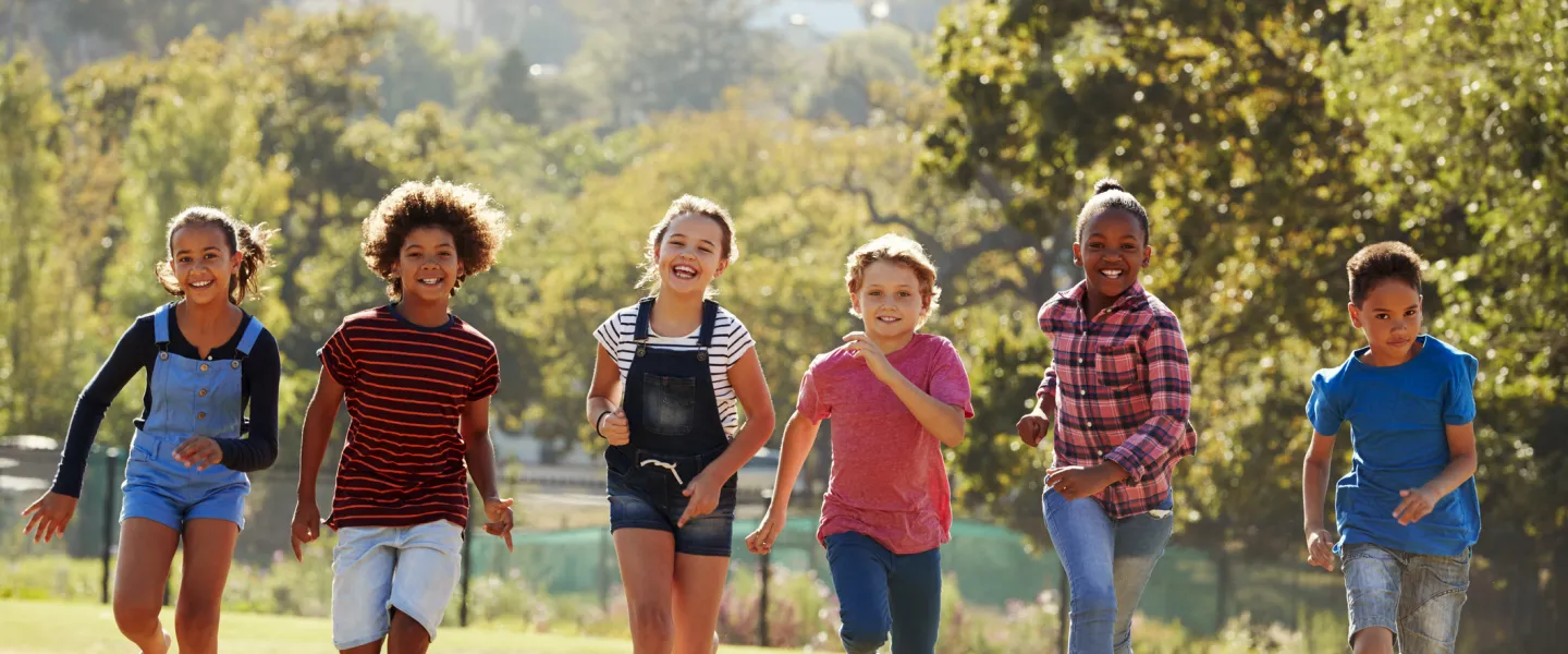 camp kids running