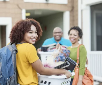 college girl moving home for break